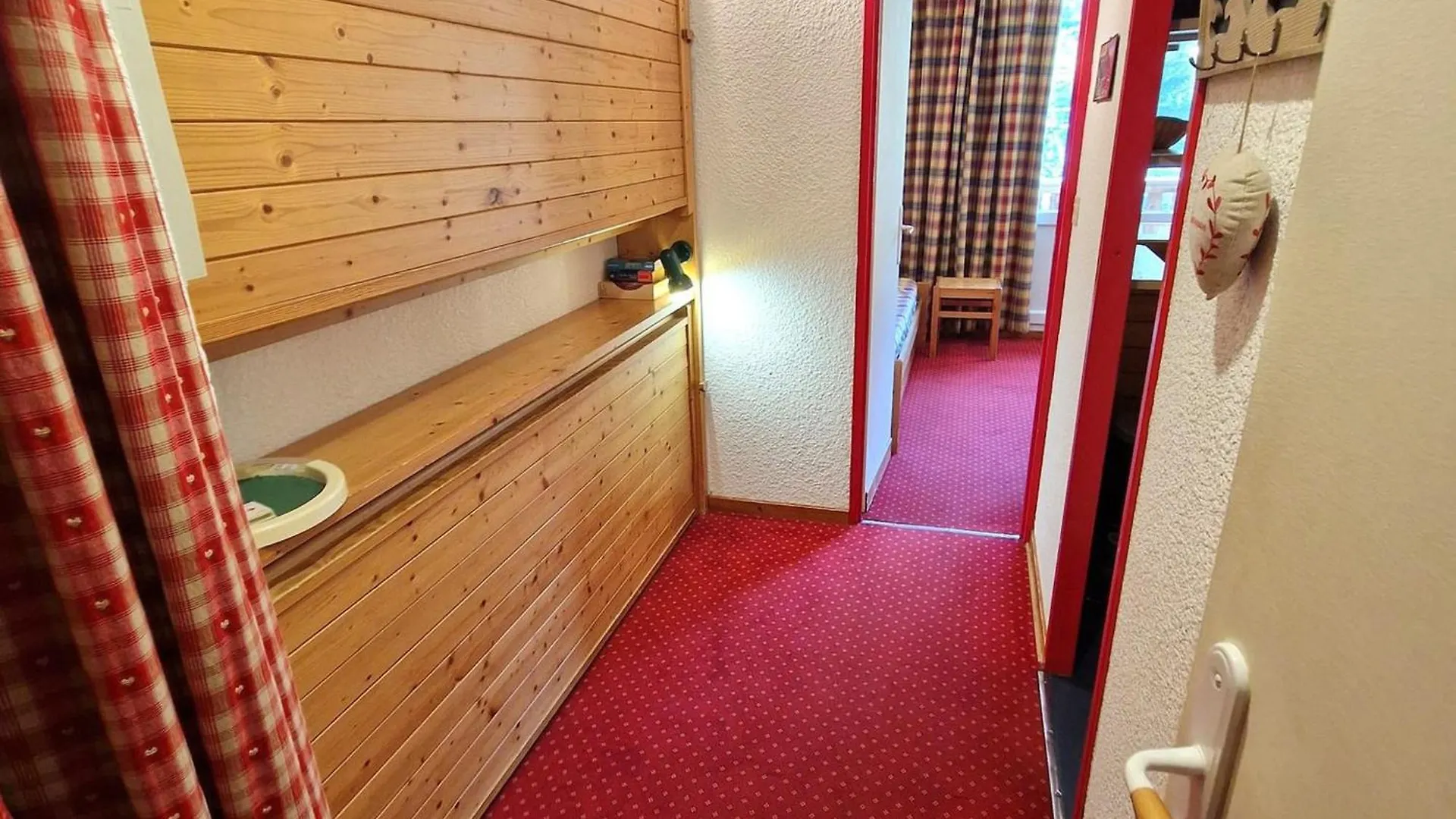 Studio En Plein Coeur De La Station Pour 4 Personnes Avec Balcon, Casier A Skis Et Baignoire - Fr-1-265-209 Valfrejus